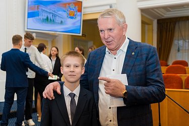 Без галстуков и на равных